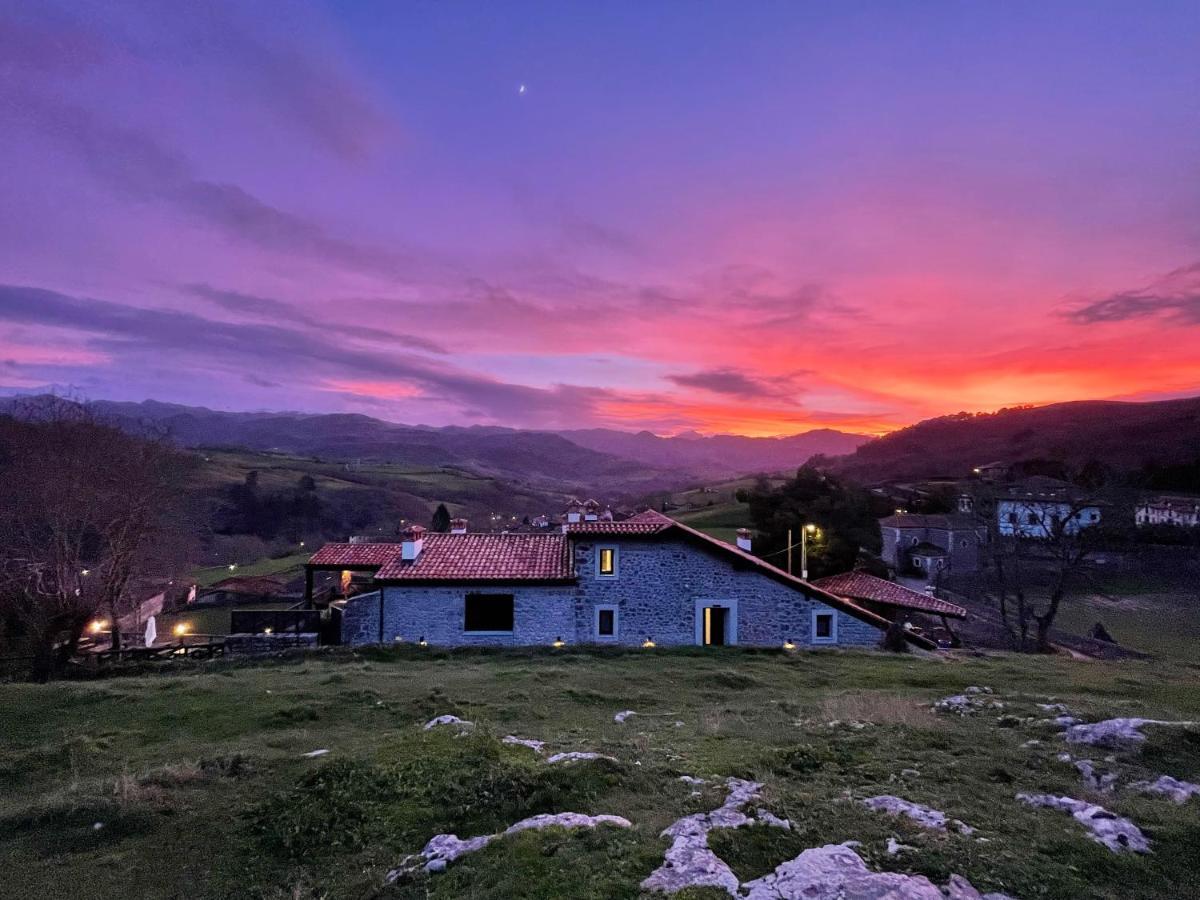 Apartamentos Picabel Cangas de Onis Bagian luar foto