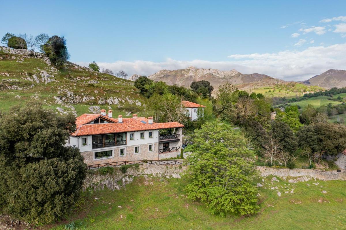 Apartamentos Picabel Cangas de Onis Bagian luar foto