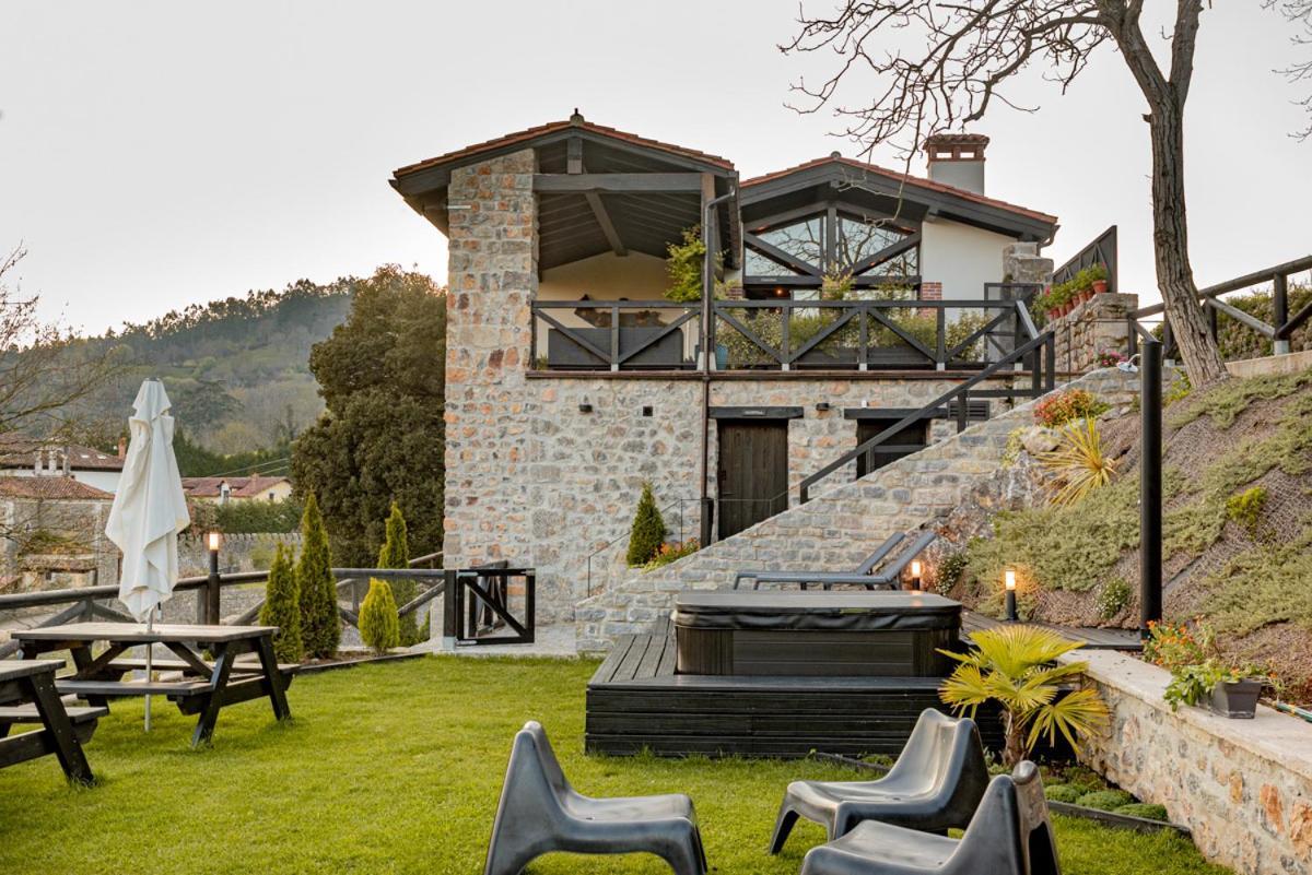 Apartamentos Picabel Cangas de Onis Bagian luar foto